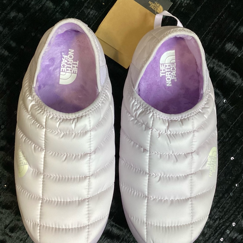 The North Face Winter Lavender Quilted Slip On Mules 10 - Picture 3 of 13